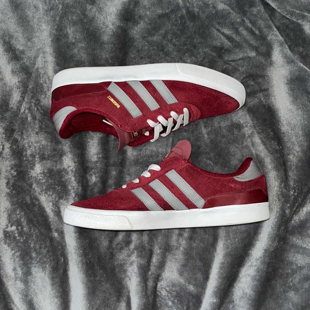 Adidas busenitz vulc burgundy grey and white